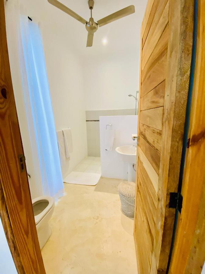 Nyumba Nyekundu Vila Watamu Exterior foto